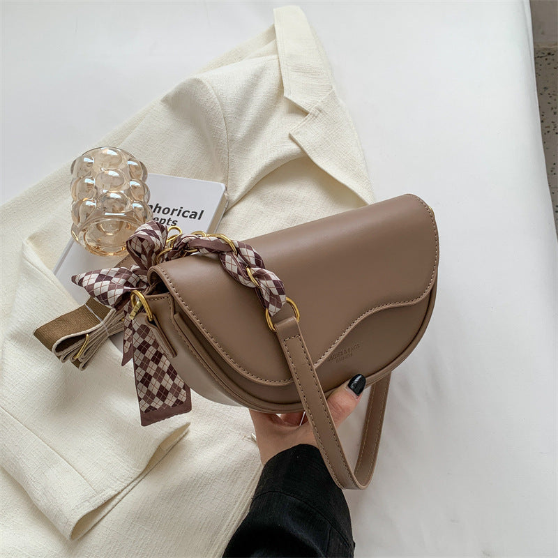 Women's Cross-body Saddle Bag