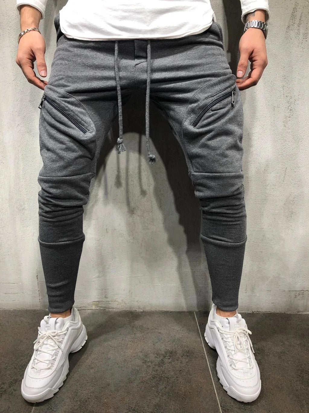 Men's Sports Pants With Multiple Pockets