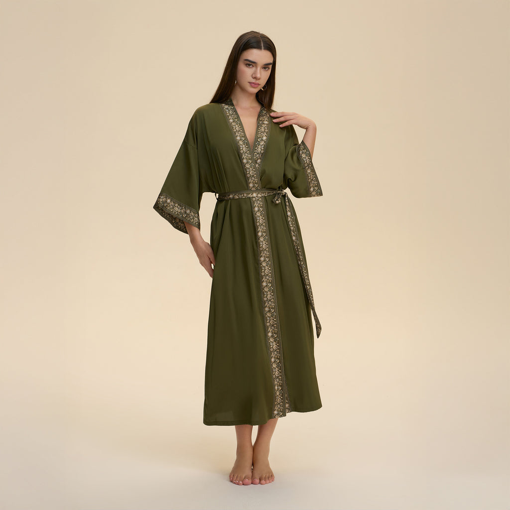 Women's Solid-Color Laced Robe