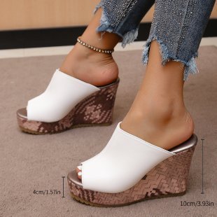 Women's High Platformed Flat Sandals