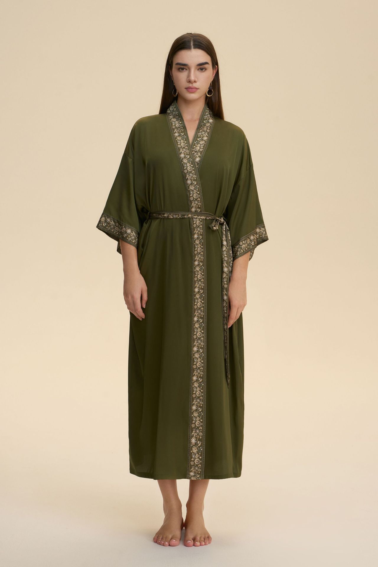 Women's Solid-Color Laced Robe