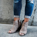 Women's Frayed Light Blue Ripped Slim Fit Jeans