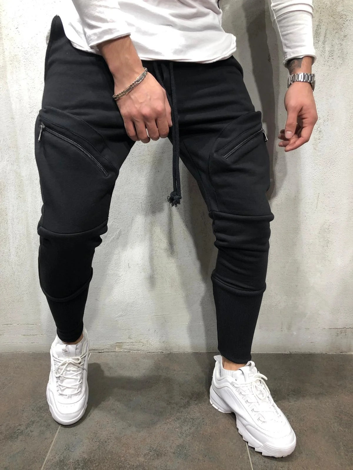Men's Sports Pants With Multiple Pockets