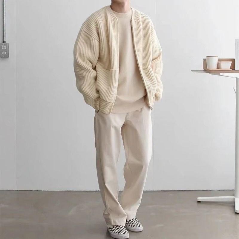 Men's Zip Up Knitted Long Sleeved Jacket