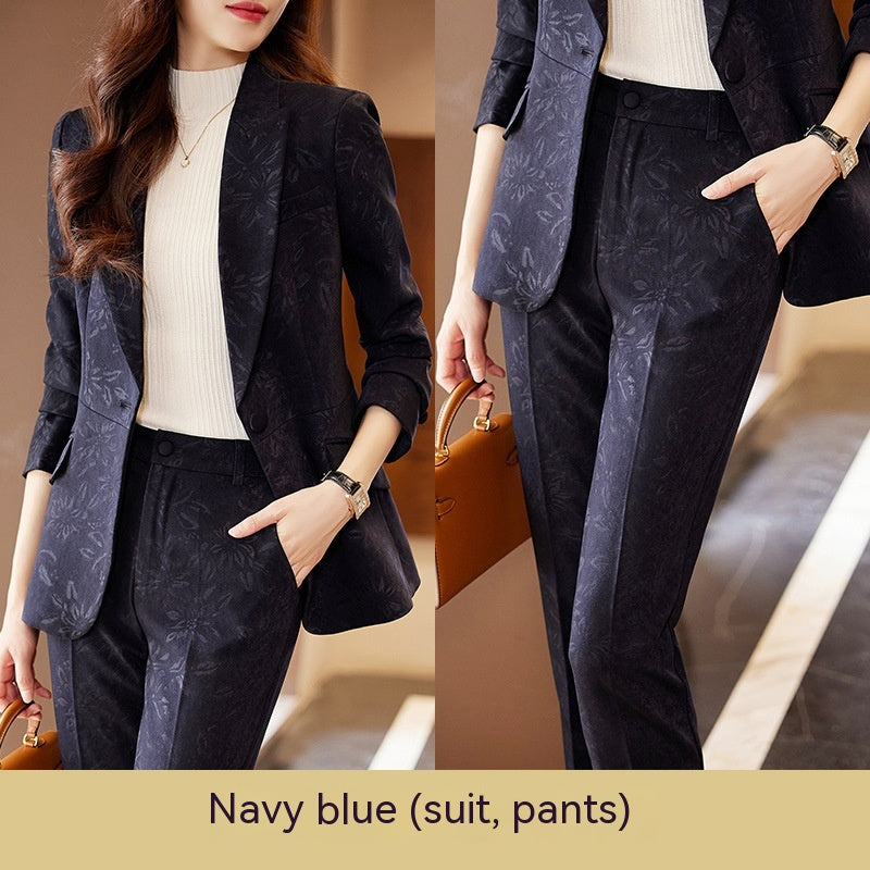 Women's Light Patterned Pant suit