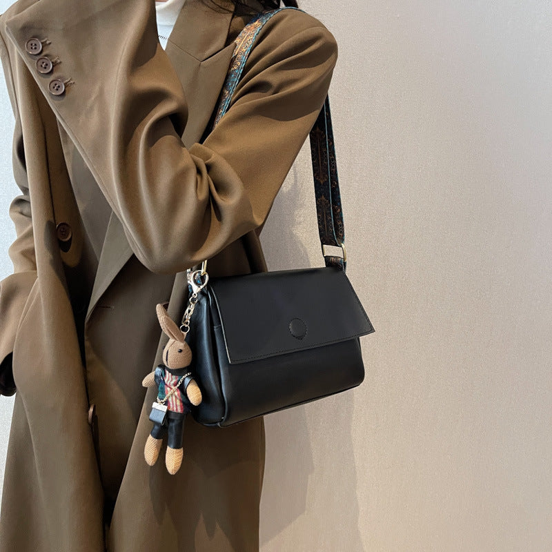 Women's Clamshell Crossbody bag