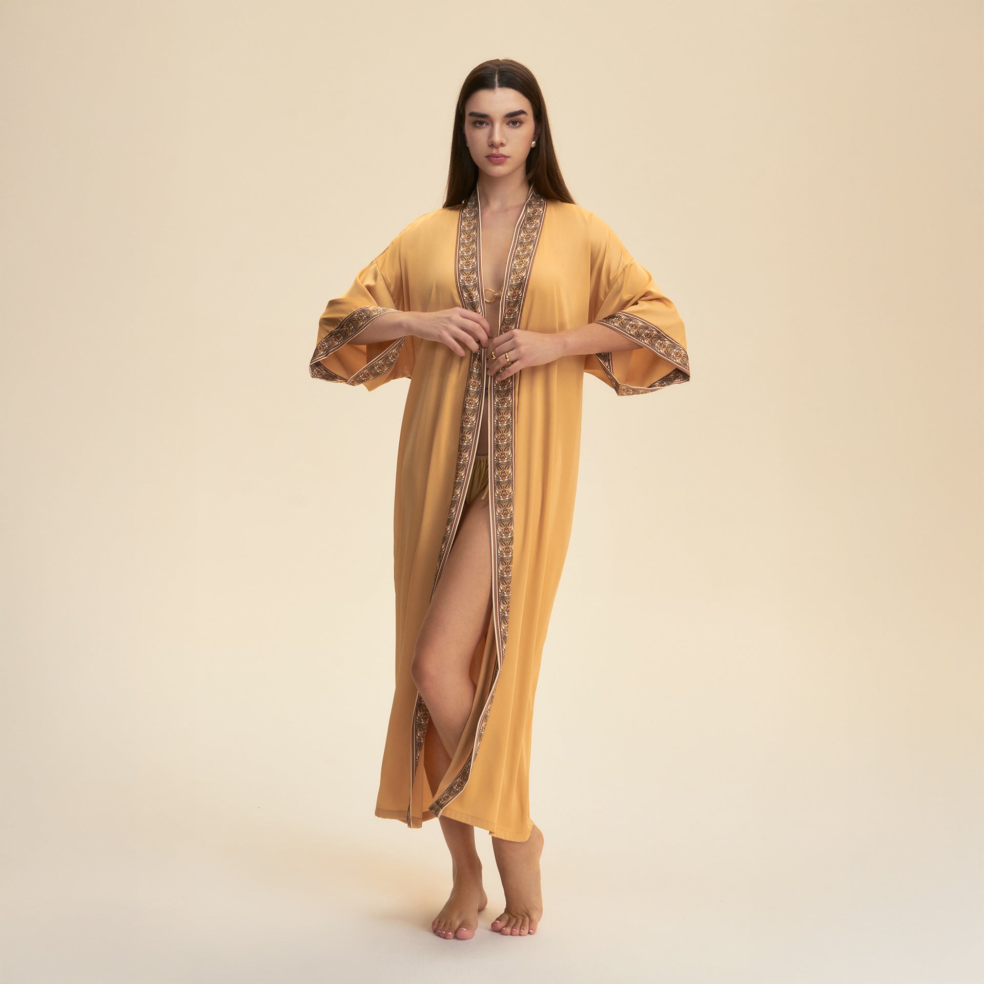 Women's Solid-Color Laced Robe