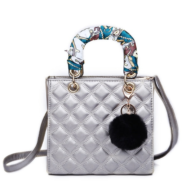 Women's Diamond Patterned Crossbody Bag
