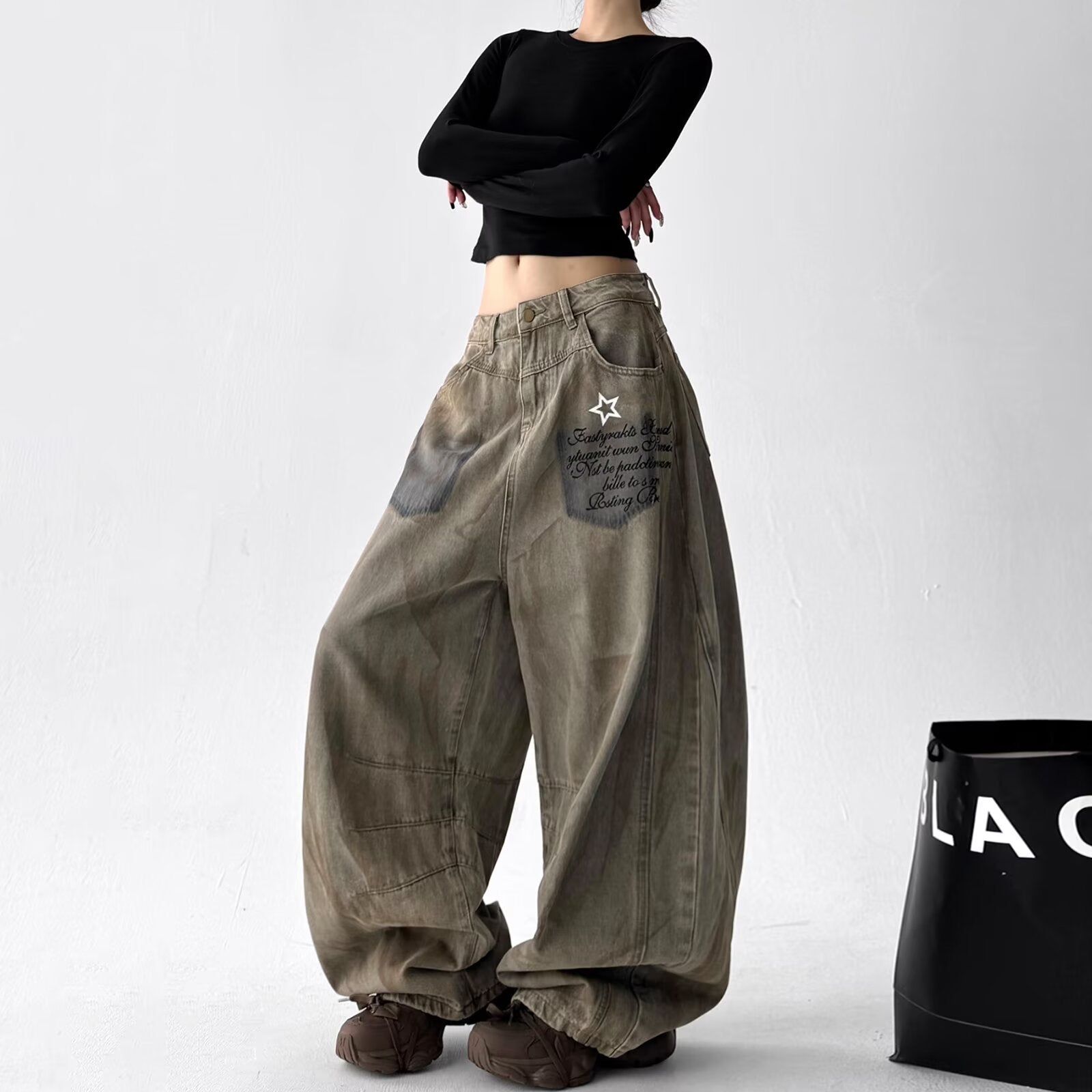 Women's Hip-Hop Loose-fit Wide-leg Curved Hem Jeans