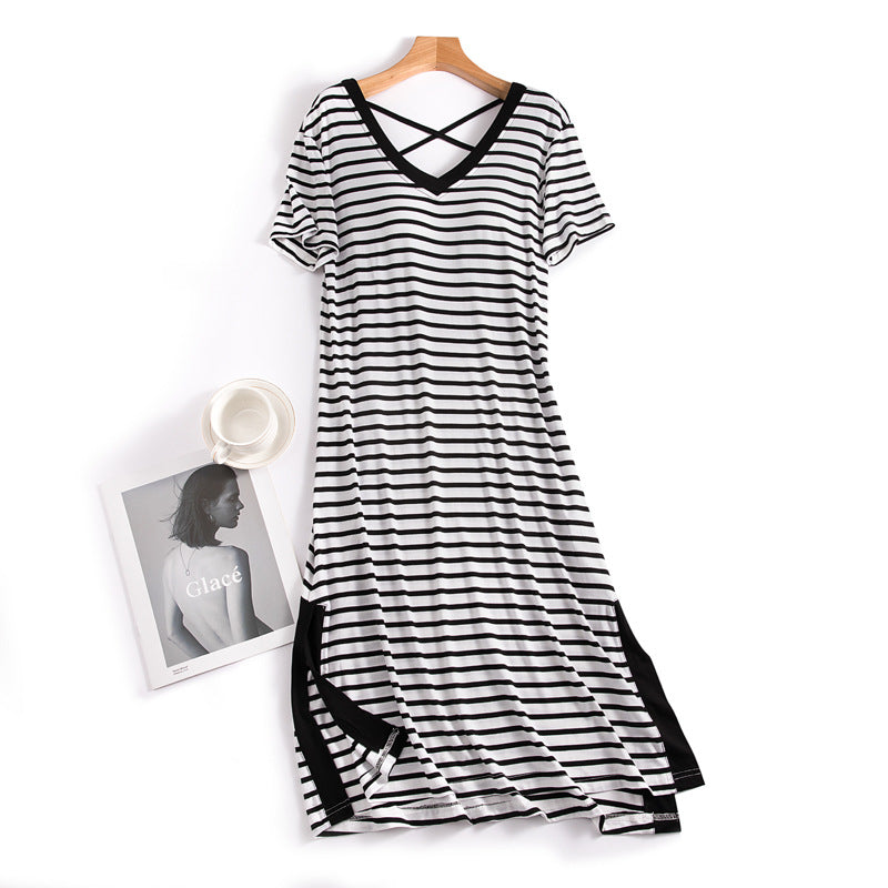 Women's Striped Short-Sleeved Nightdress With Chest Pad