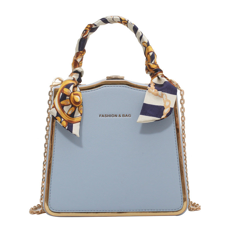 Women's Chained Single Shoulder Crossbody Bag