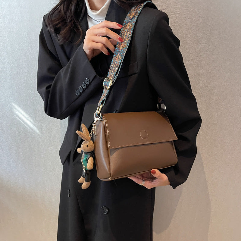 Women's Clamshell Crossbody bag