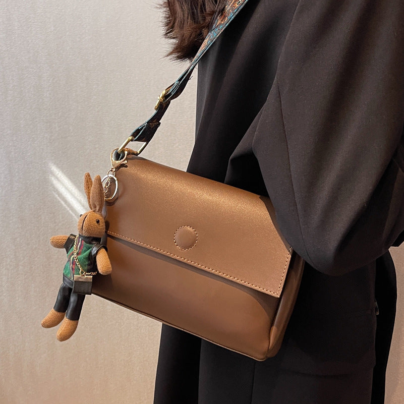 Women's Clamshell Crossbody bag