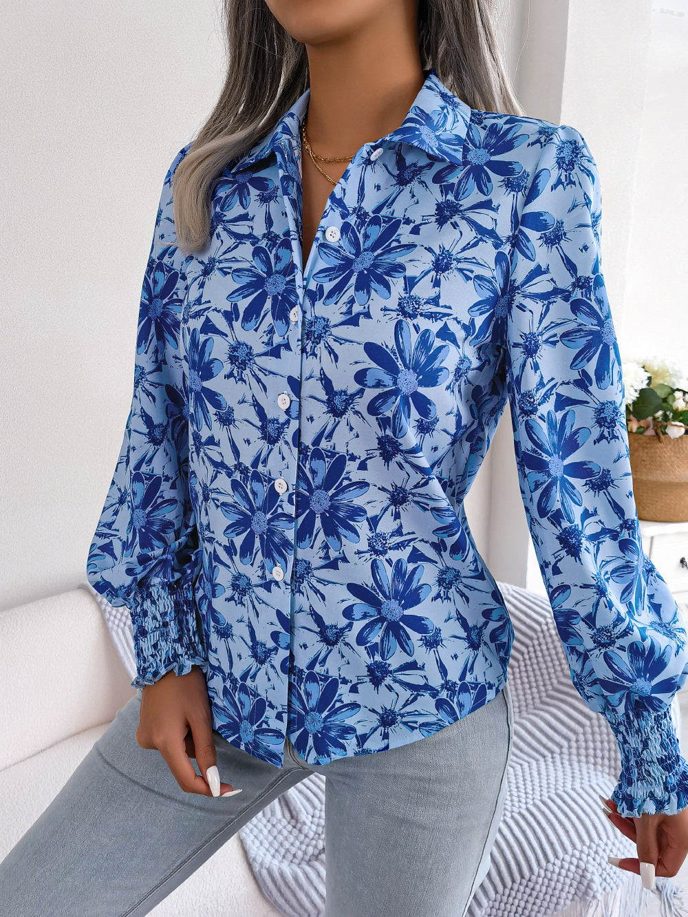 Women's Lantern Sleeve Flower Lapel Shirt